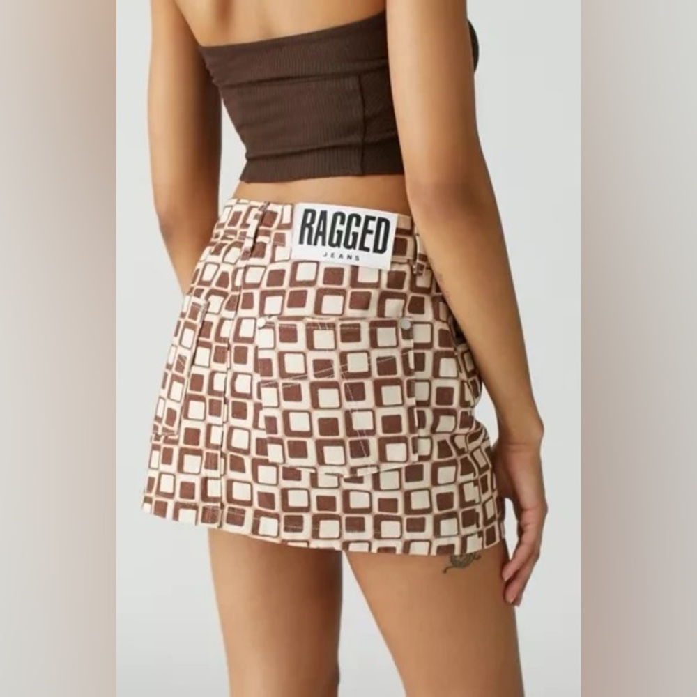 Size 26 Ragged Priest 70’s Mini Skirt